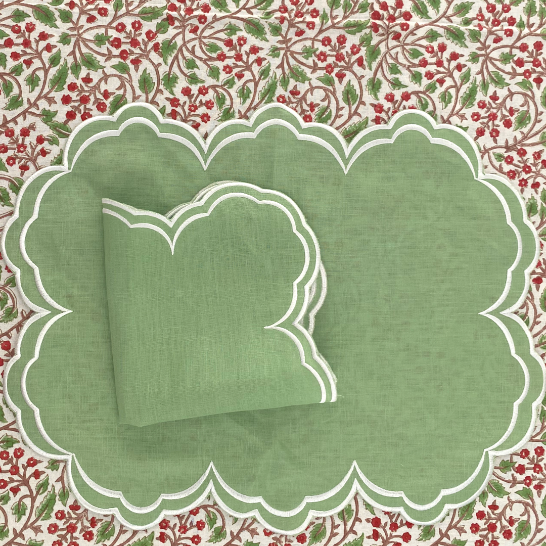 Apple scalloped Set